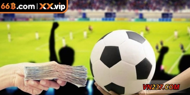 Dữ liệu trực tiếp kết hợp thuật toán đánh giá pha bóng